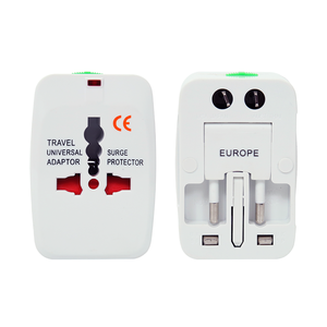 Adaptador de Viaje Hubbell Compatible con RK-931L con 3 Tomas de Corriente, Protección IP20, Enchufe Universal para Reino Unido/EE. UU./Australia/UE - Product Image 4