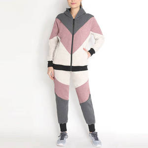 Nouvel arrivage de meilleurs survêtements d'hiver durables pour les femmes survêtement respirant matériau souple anti-rides pas cher prix survêtement pour femmes - Product Image 1