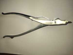 Instrument de retrait d'épandeur de fonte chirurgicale de 9 pouces outil de fendage de fonte à trois broches outil manuel de retrait de fonte d'acier inoxydable - Product Image 6