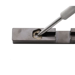 Ensemble de cages chirurgicales de haute qualité en acier inoxydable allemand Cage cervicale Outils de chirurgie osseuse manuelle de la colonne vertébrale CE Narham Enterprises - Product Image 3