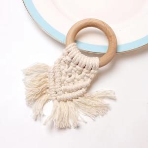 Porte-serviette artisanal avec design en jute et bois pour décor de table Boho fêtes de mariage hôtel salle à manger style écologique - Product Image 2
