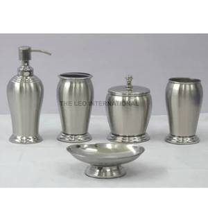 Ensemble d'accessoires de salle de bain à fond métallique en acier inoxydable de luxe, ensembles de salle de bain noirs - Product Image 2