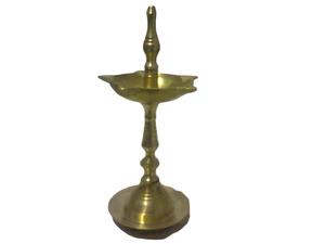 Brillant polonais fini de haute qualité en laiton KC utilisation pour le temple et l'église en laiton religieux KC pour les temples. - Product Image 5