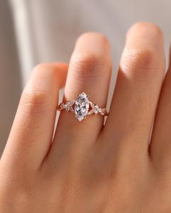 12x6mm Marquise Cut CZ Or Rose Bague de Fiançailles Solitaire avec Pierres Latérales Femmes Anniversaire de Mariage Fournisseur de Bijoux - Product Image 4