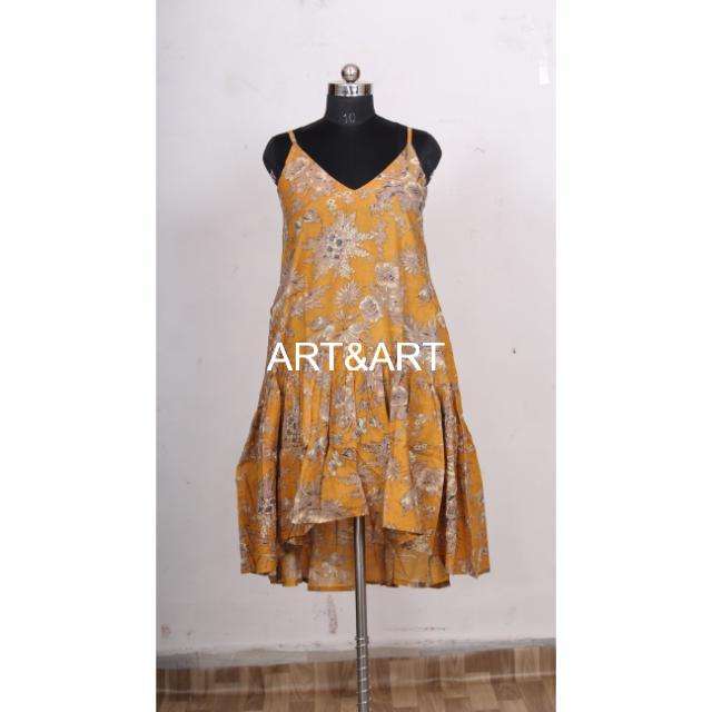 สีเหลือง