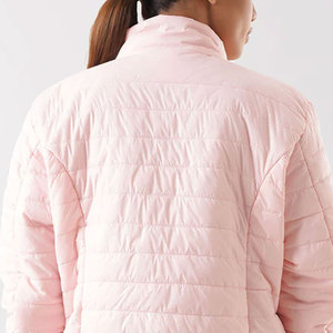 Veste polaire pour femmes de haute qualité personnalisable conception OEM cuir de mouton tricoté traitement vêtements d'extérieur d'hiver capuche vente en gros - Product Image 5