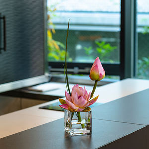 Petite décoration de maison de luxe Grandes plantes de lotus artificielles Fleurs de sol d'intérieur du fabricant Verdure Importation - Product Image 4