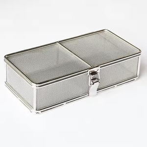 Großhandel seitliche perforierte Körbe Draht basis Mesh Körbe Sterilisation stablett mit Deckel Edelstahl chirurgisches <span class=keywords><strong>Instrument</strong></span>