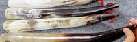 Chausse-pied artisanal en corne de buffle naturelle, motif animal religieux, finition polie, couleur naturelle, Feng Shui, croix et fleur