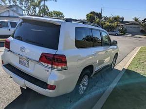 Toyota Land Cruiser 2020 prêt à être expédié - Product Image 3