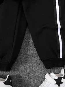 ชุดวอร์มกันลมสำหรับวิ่งออกกำลังกายในฤดูหนาว คุณภาพสูง ผลิตตามสั่ง น้ำหนักเบา ระบายอากาศได้ดี เป็นมิตรกับสิ่งแวดล้อม ทำจากไนลอน มีฮู้ด แห้งเร็ว ไม่ยับง่าย - Product Image 4