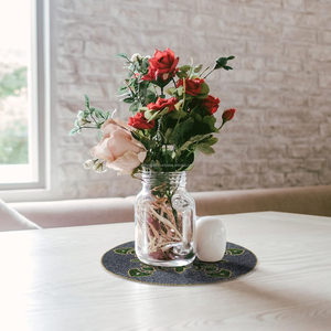 Mantel individual con cuentas para mesa de comedor, juego de manteles individuales para mesa de comedor de lujo de RF Crafts - Product Image 4