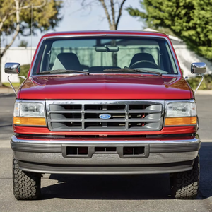 READY TO DRIVE USED | LEFT-HAND DRIVE | RIGHT HAND DRIVE | 1996 FORDDSS F-150 XLT 5.8L 4X4 - Product Image 1