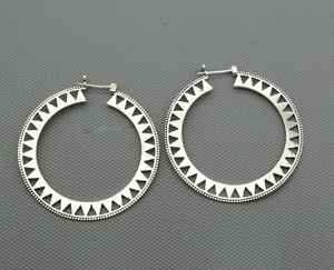 สร้อยคอโชคเกอร์คริสตัลทำด้วยมือลูกปัดร้อยสีธรรมชาติขนาด8มม. พร้อมงานฝีมือจากหินที่สง่างาม - Product Image 3