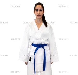Uniformes de karaté pour femmes, costumes de karaté légers faits sur mesure pour hommes et femmes avec un matériau hautement renforcé et durable - Product Image 3