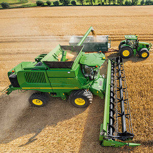 รถเกี่ยวข้าวมือสอง John Deere T670 รุ่นขายดีอันดับต้นๆ สำหรับขาย - Product Image 6