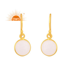 Pendiente colgante de piedras preciosas de ópalo blanco natural chapado en oro de 18 quilates de plata esterlina de última tendencia, fabricante de joyería fina Demi - Product Image 1