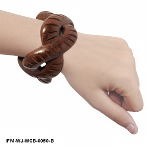 Bracelet en bois torsadé sculpté à la main, style serpent, brun foncé, bracelet en bois épais, bijoux bohèmes tendance pour femmes - Product Image 3