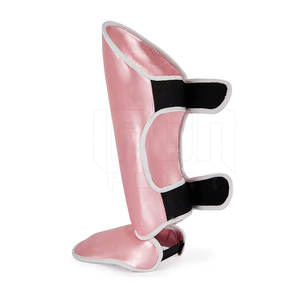 Protège-tibia en cuir de haute qualité avec résistance avancée aux chocs, conception légère et respirante - Product Image 4