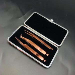 Pinzas de pestañas de plasma de oro rosa Agarre fuerte Pinzas de extensión de pestañas de acero inoxidable sólido Volumen profesional Belleza fina - Product Image 1