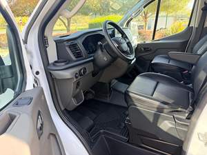 Ford Transit 350 XL AWD 2023 à transmission automatique et moteur V6 – Meilleure vente - Product Image 2