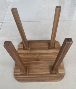 Pequeño estante decorativo de acacia (no desarmable) - Product Image 3