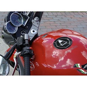 Adesivi Protettivi 3D Personalizzati per Tappo Serbatoio Moto Guzzi Nera - Product Image 1