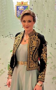 Nouveau DESIGN tendance sur veste avec tissu de velours avec embellissement de perles de cristal, perles, pierre de verre pour le travail de fête @ 2022 - Product Image 2