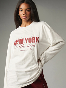 T-shirt à manches longues pour femme OEM, tee-shirt graphique oversize, streetwear décontracté, haut à manches longues, fabricant de vêtements personnalisés, vente en gros - Product Image 3