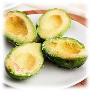 Venta al por Mayor de Fábrica en Vietnam: Mitades de Aguacate Congeladas Peladas de Primera Calidad, Empacadas en Bolsas de Varios Tamaños - Product Image 6
