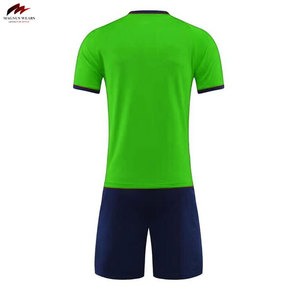 Maillot de football personnalisable de haute qualité pour homme – Meilleur stock, uniforme d'entraînement pour adulte, service OEM, manches courtes, respirant - Product Image 4