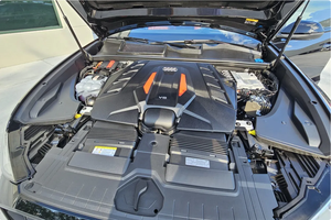 LISTO PARA CONDUCIR - USADO, VOLANTE A LA IZQUIERDA |   CONDUCCIÓN DERECHA |   AUDI SQ8 PRESTIGE 2021 con 4800 millas - Product Image 5