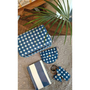 Ensemble de 5 boîtes cadeaux bleues à carreaux pour les fêtes, la fête des pères, la fête des mères, la Saint-Valentin et Thanksgiving - Product Image 1