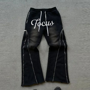 Pantalones de chándal Acampanados para hombres adultos Casual ácido lavado desgastado Sun Fade Flare Drafting pantalones de chándal cintura media con logotipo serigrafiado - Product Image 5