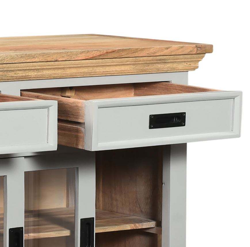 สีขาวธรรมชาติ