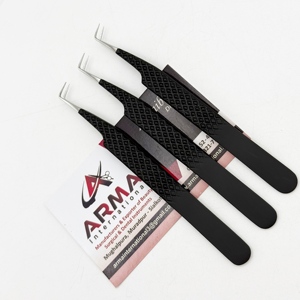 Pinzas profesionales de aislamiento de 90 grados Pinzas de extensión de pestañas plateadas recubiertas de negro con agarre fuerte Etiqueta privada - Product Image 4