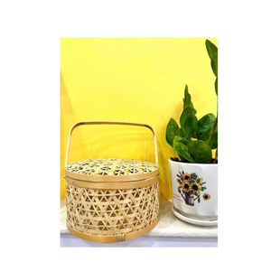 Panier de pique-nique en bambou tissé à la main vintage PREMIUM - Panier cadeau en rotin naturel avec couvercle multicolore pour le camping en plein air - Product Image 5