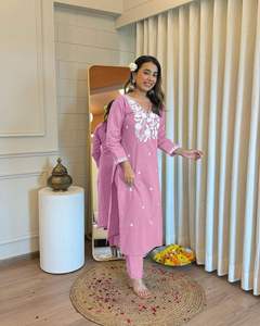 Nouvelle collection de Maruti Fashion : Kurti Palazzo en rayonne lourde 14 kg pour femmes, style Luckhnavi Chikankari, vêtements indiens et pakistanais - Product Image 4