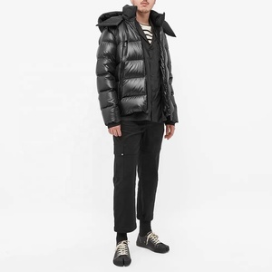 Marques de créateurs Veste d'hiver matelassée unisexe haut de gamme Vêtements respirants pour hommes et femmes Manteaux en duvet - Product Image 4