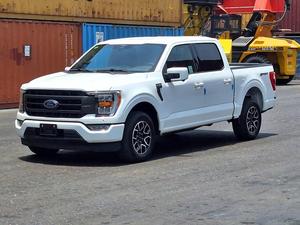 รถใหม่/มือสอง ปี 2023 ฟอร์ด F-150 LARAIT SPORT เครื่องยนต์ 3.3L V6 กล้องมองหลัง 360 องศา รับน้ำหนักได้ 31-40 ตัน ระบบดีเซล/เบนซิน เกียร์อัตโนมัติ ขาย - Product Image 3