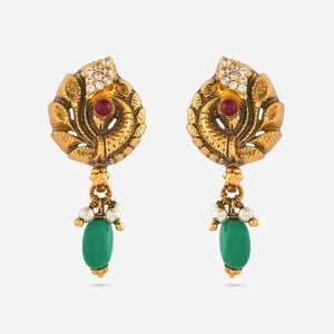 Boucles d'oreilles pendantes en argent style temple, vintage, or 18 carats avec diamant taille princesse serti clos, motif floral, modèle 188180 - Product Image 1