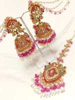 Boucles d'oreilles en alliage d'argent, fleurs vintage, style palais, boucles d'oreilles à clous avec effet d'huile qui coule, plaqué or, type de fourniture ODM, style ethnique, zircon principal