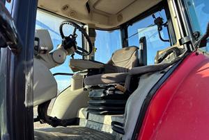 2012 Tracteur 4WD Massey Ferguson 7619 d'occasion à vendre - Product Image 2