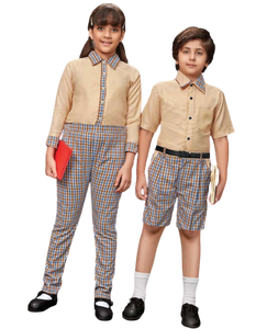 Ensemble d'uniformes scolaires unisexes de haute qualité Logo personnalisé et conceptions Offre de gros du fabricant professionnel à manches courtes - Product Image 6