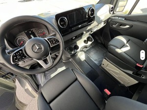 Quality CARAVAN MOTORHOME Camper Motorhome Aluminum Steel Construction 4-6 Persons Capacity Strong Large Living Space - Product Image 4