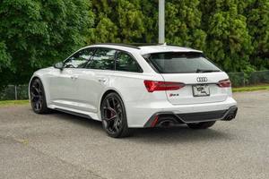 Audi RS 6 Avant 4.0T quattro 2024, construido según el estándar de rendimiento Satisfying Standard. - Product Image 3