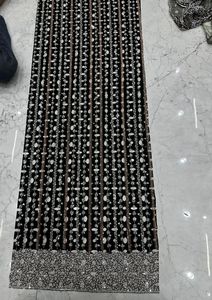 Exquisita Tela de Terciopelo Importada con Cuentas Hechas a Mano para Elegantes Lehengas de Novia, Vestidos de Novia y Colecciones de Alta Costura - Product Image 4