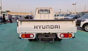 2024 hyunda-I สีขาวสะอาดรถ H-100ใช้กับเบาะหนังเกียร์ธรรมดาสภาพดีเยี่ยม - Product Image 5