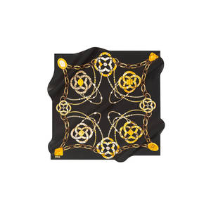 Écharpe en satin à imprimé numérique vintage pour femmes, 100% soie, motif chaîne carrée, 90x90cm - Product Image 2