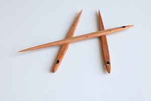 Agujas artesanales de madera respetuosas con el medio ambiente pulidas con estilo Agujas de cuerno de búfalo natural y hueso para sastrería Accesorios de ropa - Product Image 5